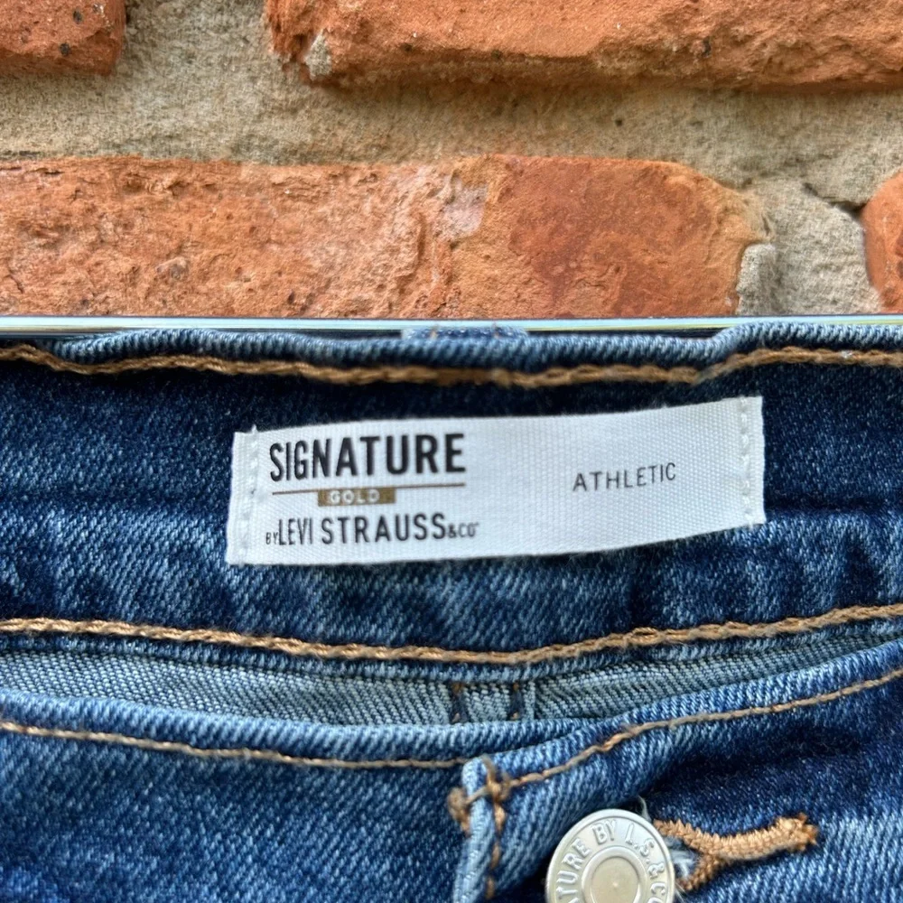Levi’s NWT Men’s Signature Athletic Fit Denim Jeans Size 40x32